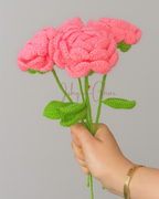 Phulera White with 2 pink roses