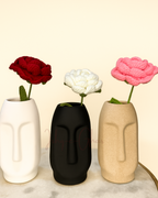Mijaaz vase set with 3 rose (red, white, pink)