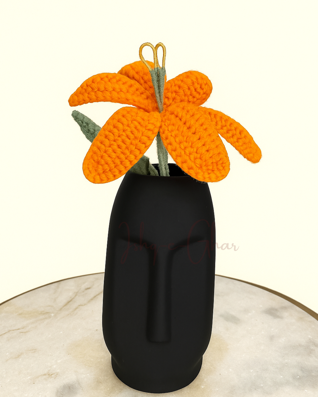 Mijaaz vase set with 3 open tulips